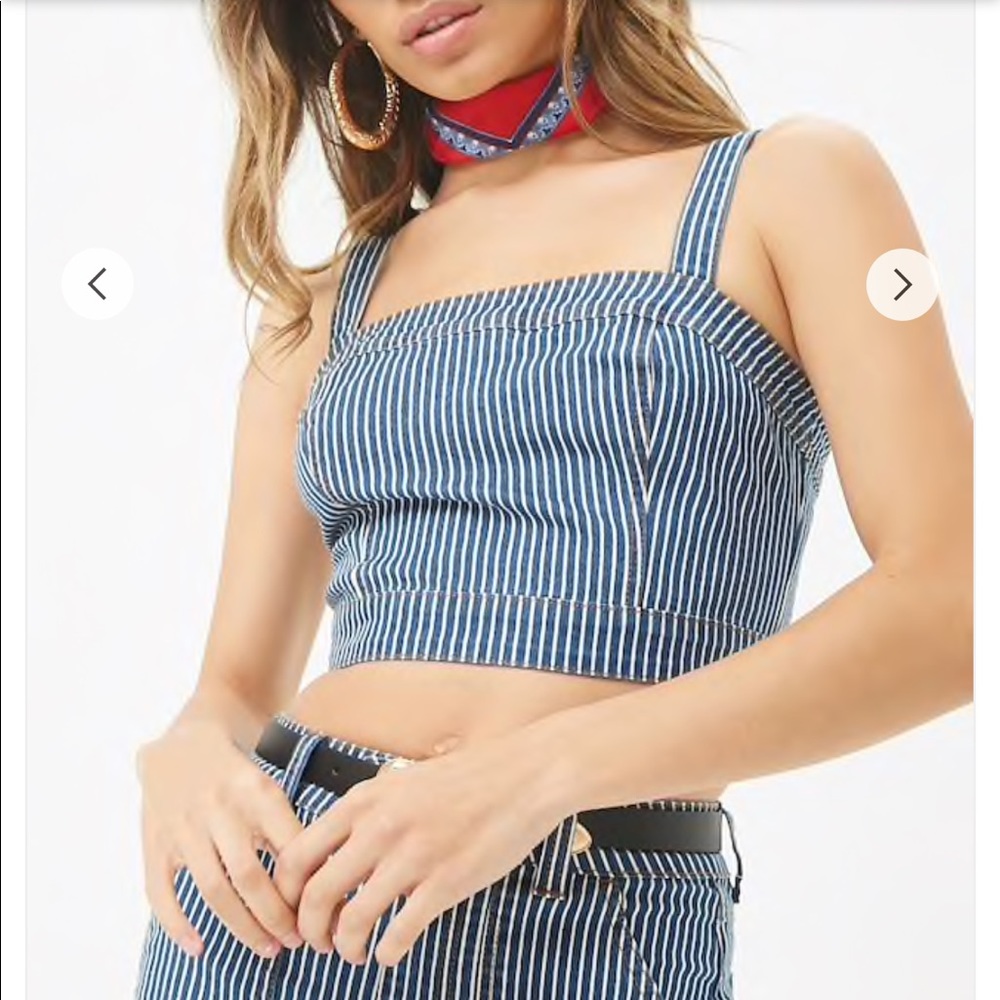 MUST GO 🌼 FOREVER 21 Pinstriped Denim Crop Top